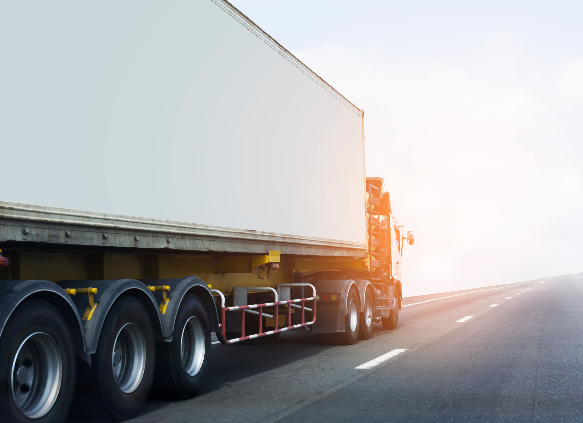 Heavy-Duty Towing: What You Need to Know About Big Rigs